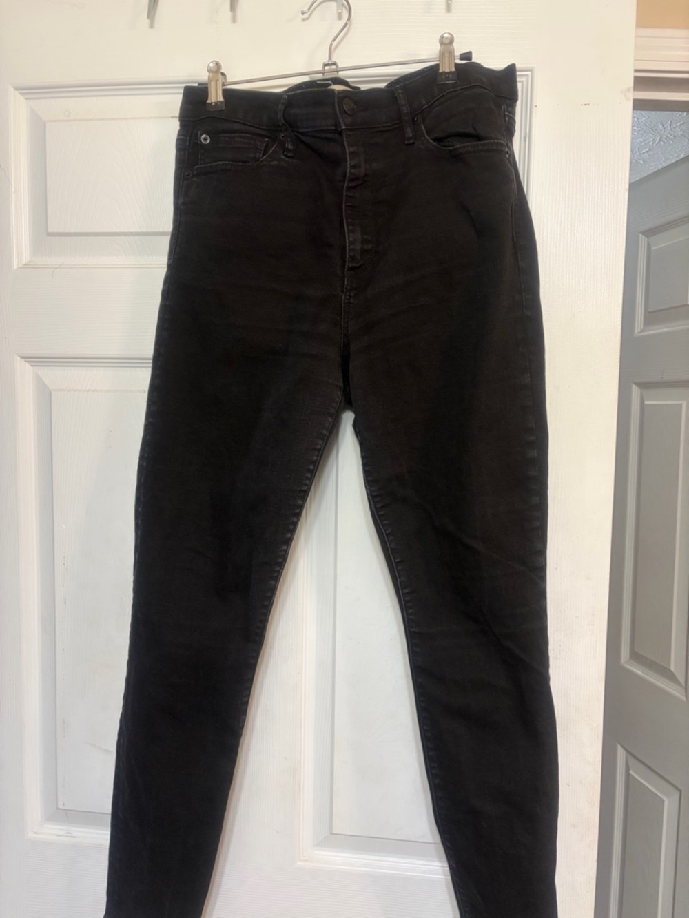 GAP Black Skinny Jeans